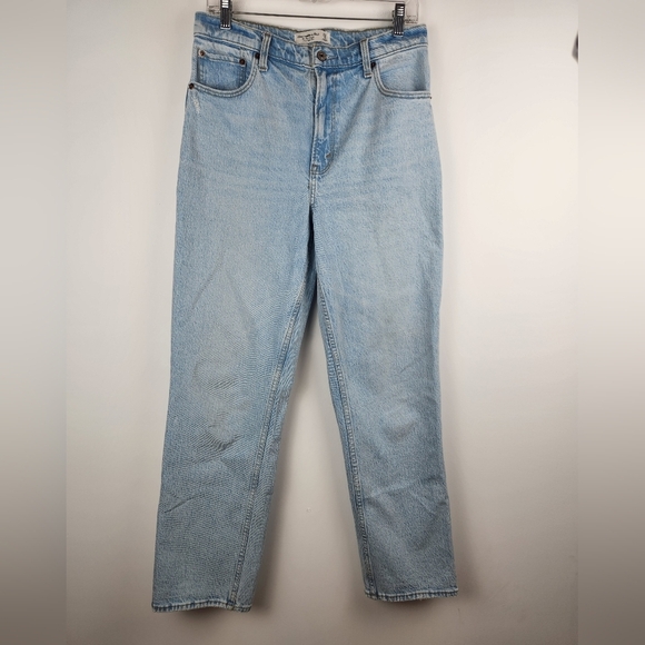 Abercrombie & Fitch Denim - Abercrombie and Fitch The 90s Straight Ultra High Rise Jeans Size 29/8
